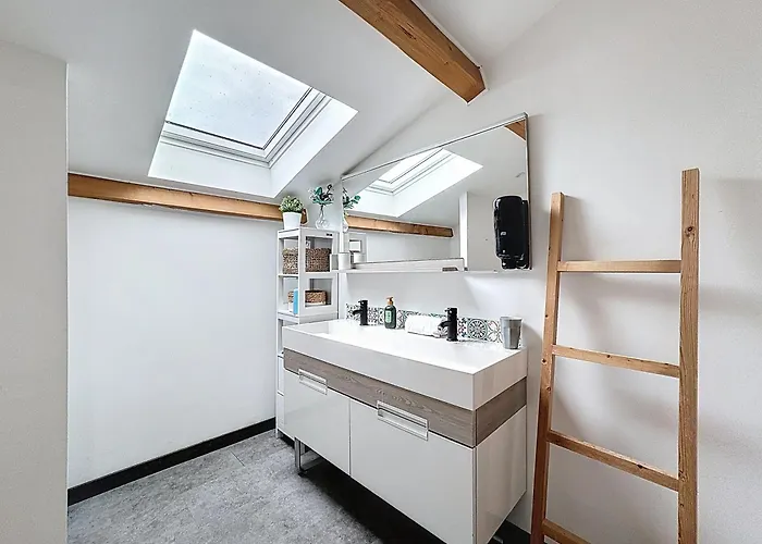 6 Personnes Avec Garage Апартаменты Клермон-Ферран