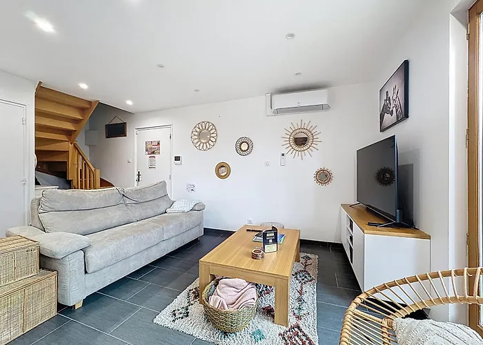 6 Personnes Avec Garage Апартаменты Клермон-Ферран