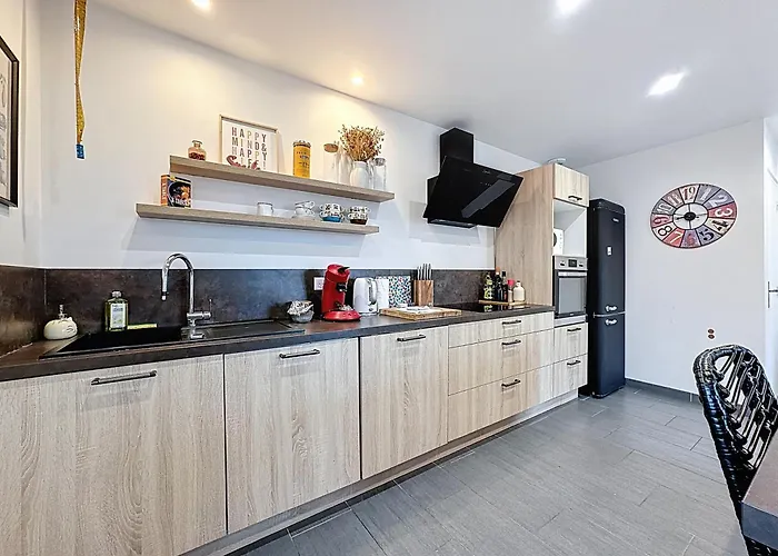 6 Personnes Avec Garage * Клермон-Ферран